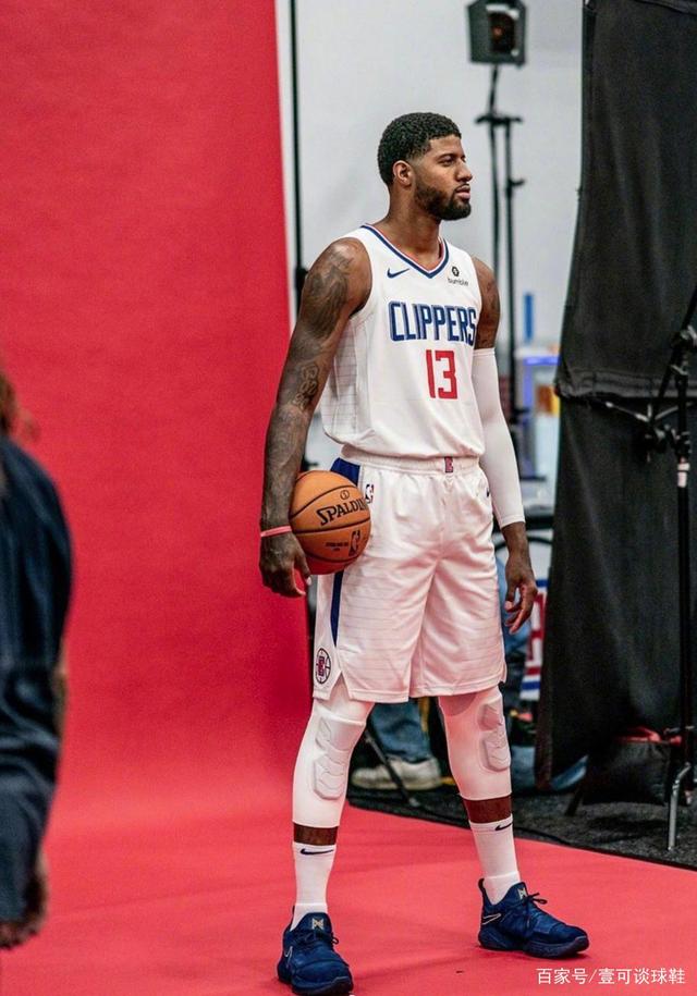 阿斯：西班牙考察帕尔马高中锋马特奥，与阿根廷争夺其代表权（阿斯报：西班牙考察帕尔马中锋马特奥，欲与阿根廷争夺其国家队代表权）