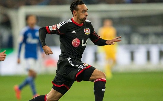 斯帕莱蒂与孔蒂的意甲逆转：那不勒斯击败尤文图斯，迎接新时代（那不勒斯逆袭尤文：斯帕莱蒂与孔蒂引领意甲新纪元）