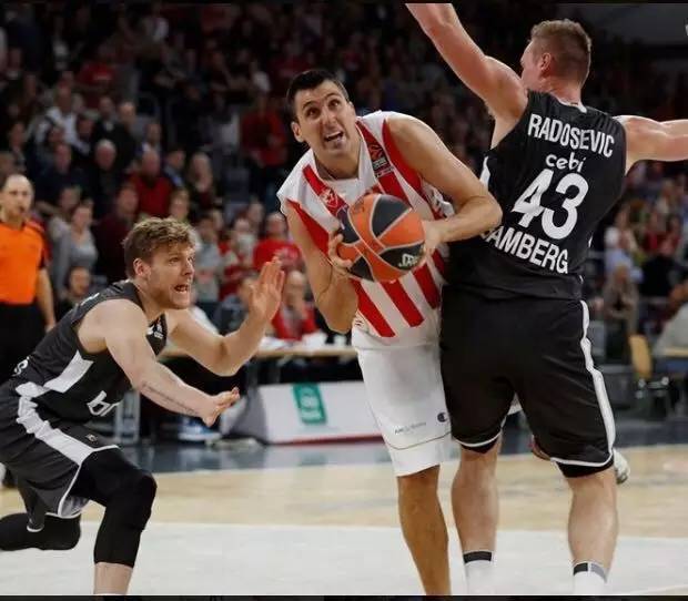 意甲对阵第30支球队球门，劳塔罗当选国米4-0科莫全场最佳（国米4-0科莫，劳塔罗当选全场最佳，完成对意甲第30队破门）