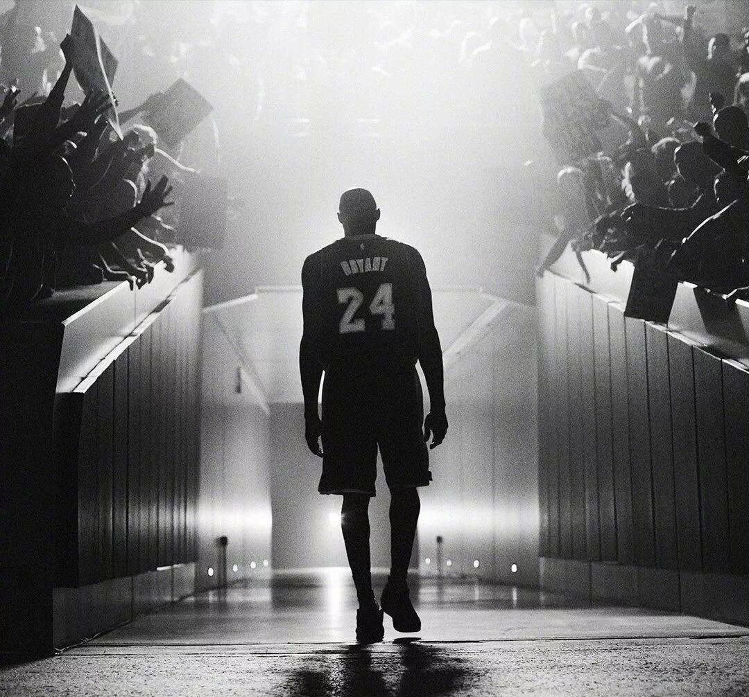 哈兰德数据：1次射门未能进球，贡献1次抢断3次解围（哈兰德表现：1射未中，完成1次抢断与3次解围）