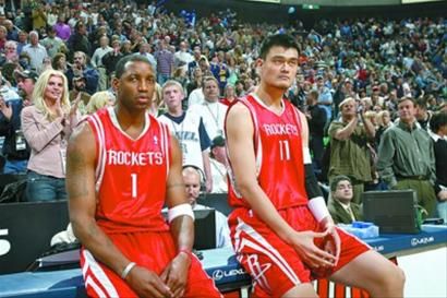 不和谐，太阳报：拜仁球迷在赛前与现场警察和安保发生冲突（赛前风波：太阳报称拜仁球迷与警方及安保人员发生冲突）