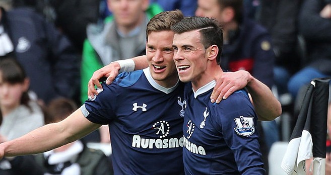 意甲媒体热议：米兰前锋希门尼斯未来扑朔迷离，媒体坚称他将离开而经纪人否认！（意媒聚焦：米兰前锋希门尼斯去留成谜，媒体断言将离队，经纪人予以否认）