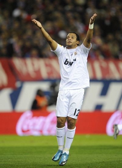 名记曝利物浦力挺斯洛特，将重罚萨拉赫：欧冠内部禁赛+冬窗出售（据称利物浦力挺斯洛特，萨拉赫或遭欧冠队内禁赛并在冬窗出售）