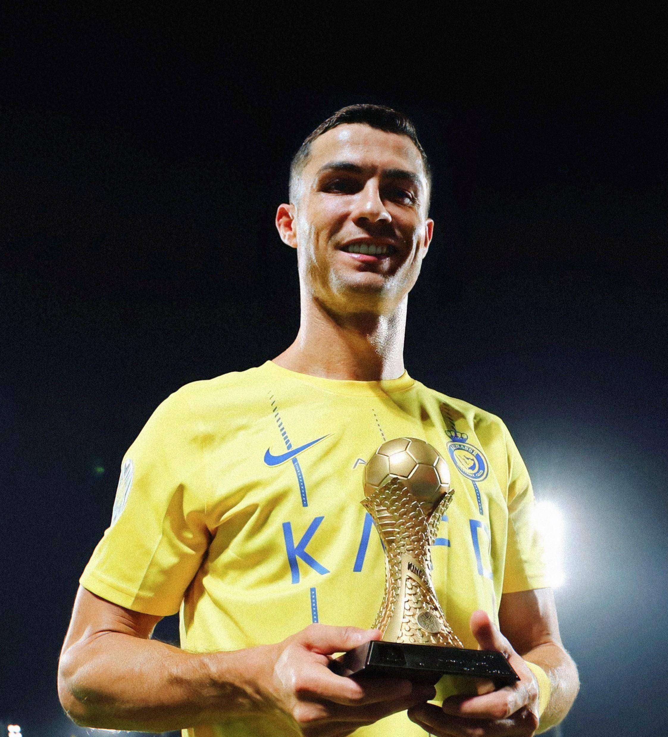 观察·顶级赛事IP流量效应显现 “观赛+滑雪+度假”复合式需求释放消费新潜力（顶级赛事IP流量效应凸显，“观赛+滑雪+度假”复合需求激活消费新动能）